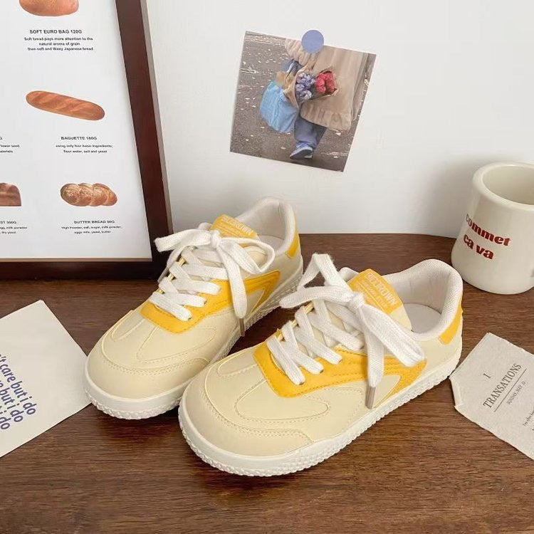 Women's sneakers in sporty design with innovative cushioning Mune Fashion