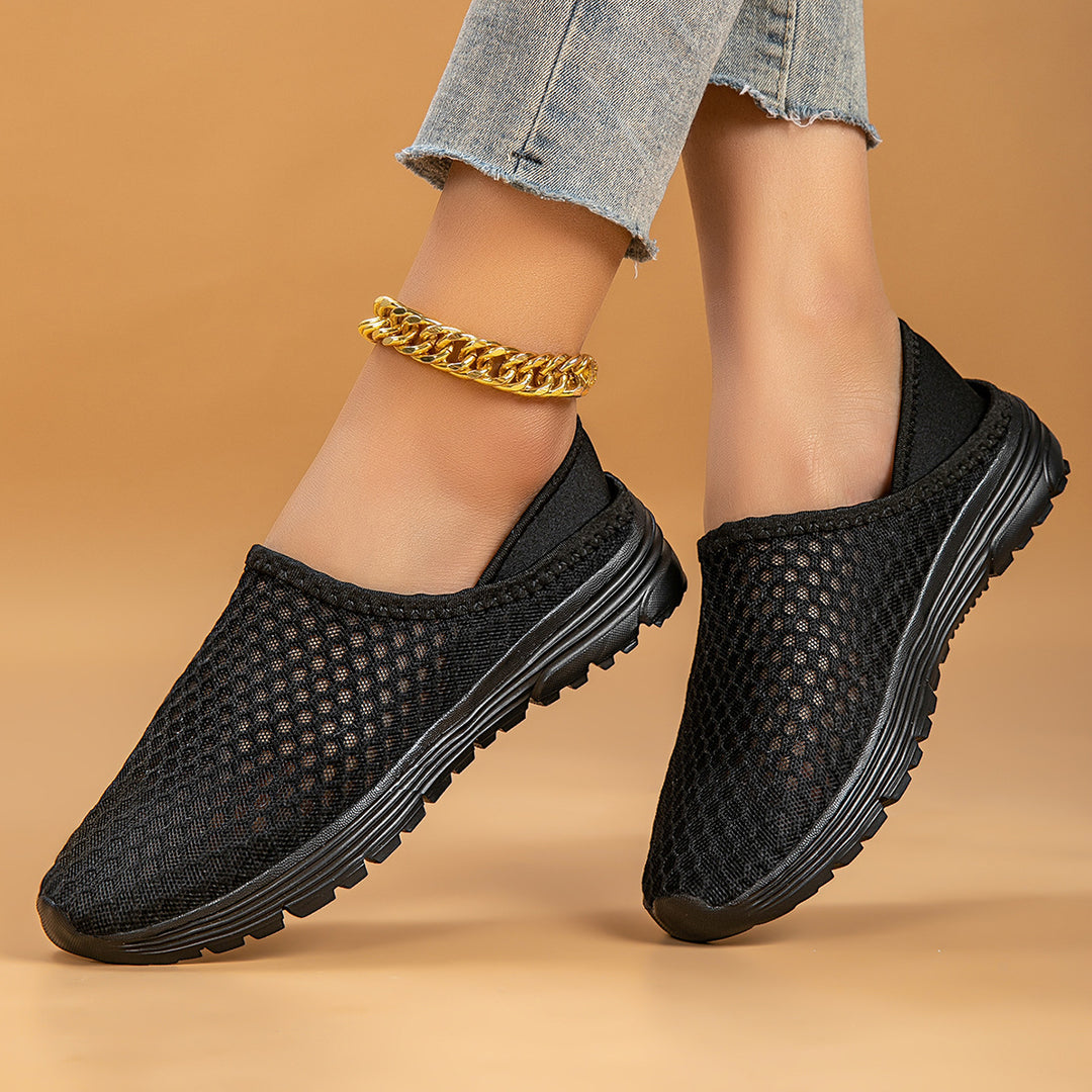Women's airy slip-on sneakers with honeycomb knit upper and cushioned comfort sole Mune Fashion