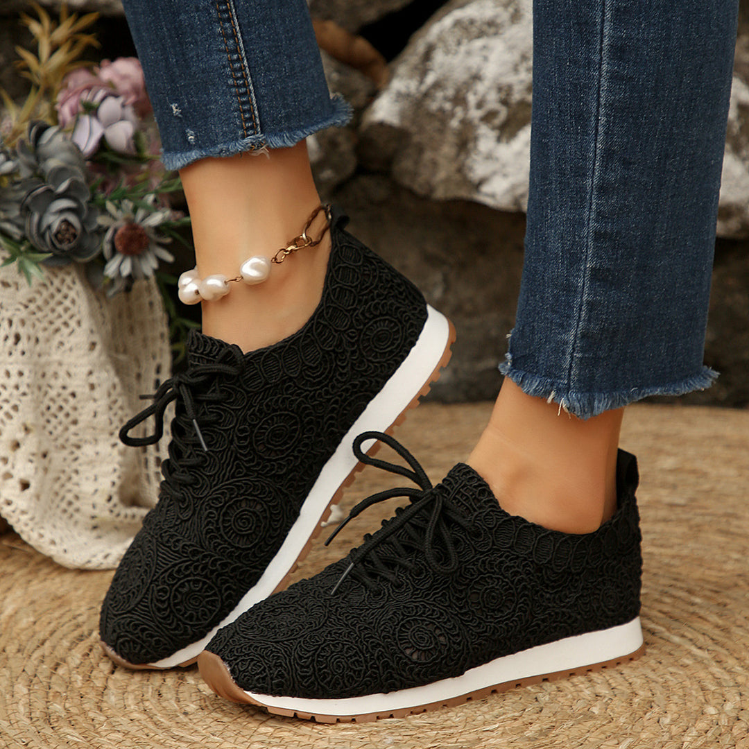 Women's knitted slip-on platform sneakers with breathable upper material and padded comfort insole Mune Fashion