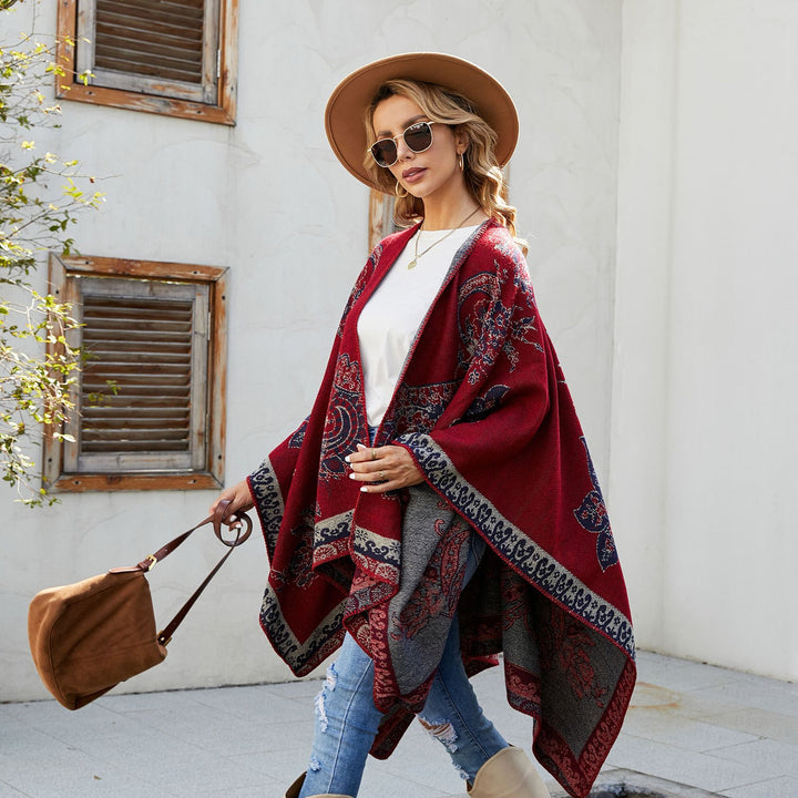 Ladies Elegant Jacquard Poncho with Paisley Pattern and Open Front Mune Fashion