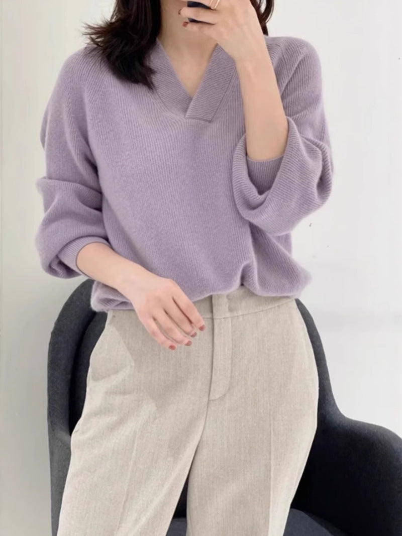 Women Loose V-Neck Sweater made of fine ribbed knit with dropped shoulder Mune Fashion
