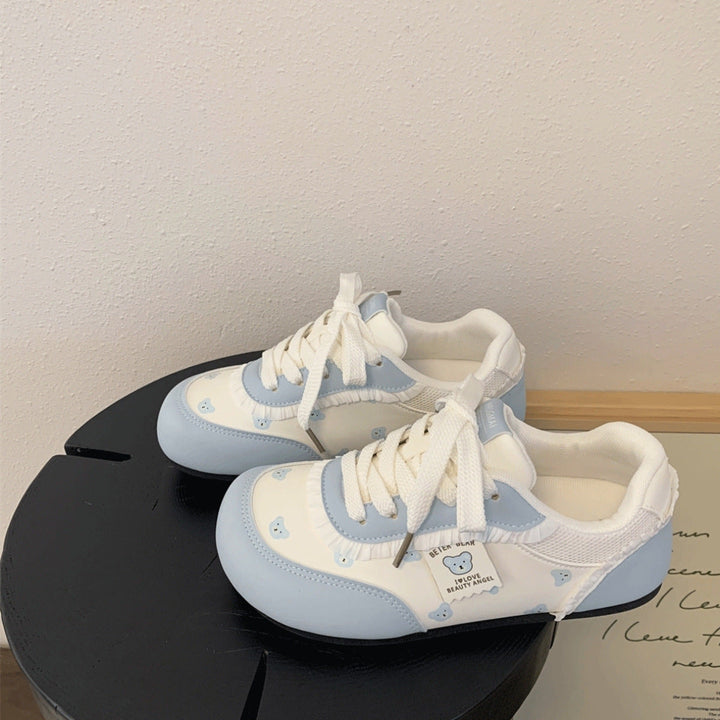 Ladies sneakers with charming bear motifs and comfortable cushioning Mune Fashion