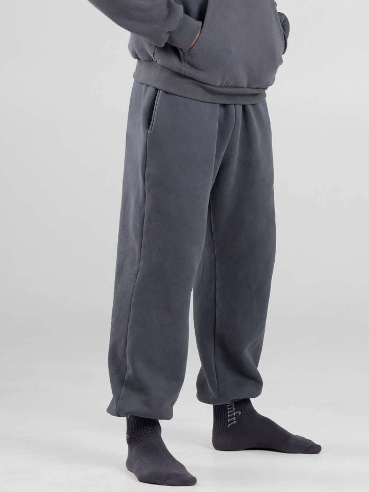 Women's casual sweatpants with high waistband, side pockets and elastic cuffs Mune Fashion