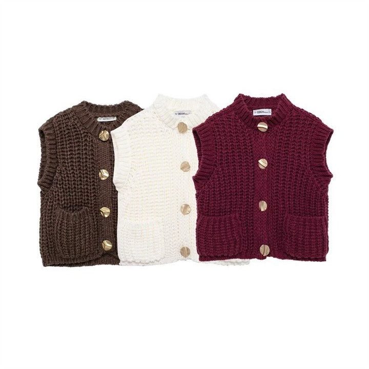 Women's chunky knit wool boxy vest with decorative buttons and side pockets Mune Fashion