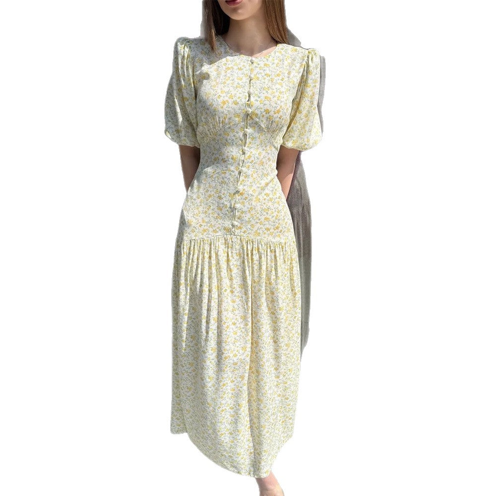 Women's midi dress with puff sleeves, fitted silhouette, and buttoned bodice Mune Fashion