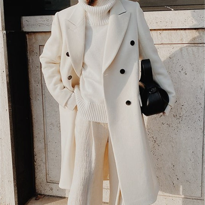 Women's double-breasted wool blend coat with oversized cut and wide lapels Mune Fashion