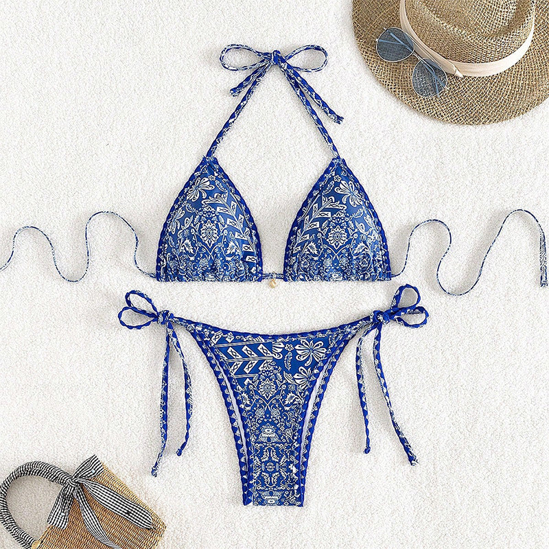 Women Triangle Bikini Set with Playful Tie Design Mune Fashion