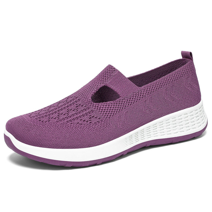 Women's knitted Slip-On comfort sneaker with V-Cut, elastic entry and cushioning honeycomb midsole Mune Fashion