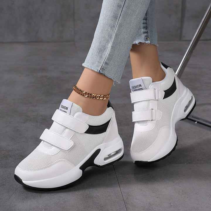 Women's sporty platform sneakers with Velcro closure and visible air-cushion sole made of breathable mesh Mune Fashion