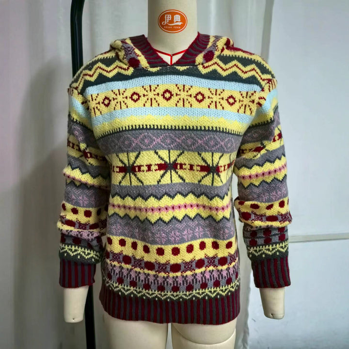 Women's oversized knitted hoodie with Norwegian pattern, lined hood and ribbed cuffs Mune Fashion
