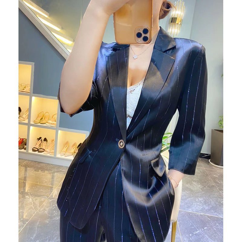 Ladies Elegant Blazer with Shiny Finish Mune Fashion