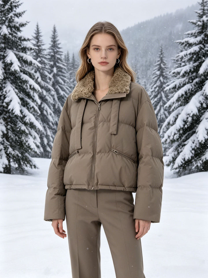 Women's cropped padded jacket with Sherpa collar, high-fitted stand-up collar and concealed zipper Mune Fashion