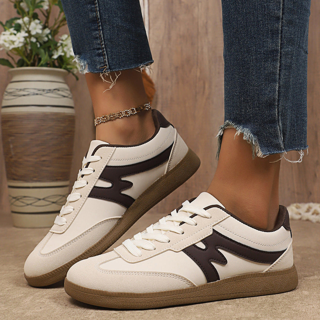 Women's Stylish Casual Sneakers with Breathable Upper Material Structure and Non-Slip Sole Mune Fashion