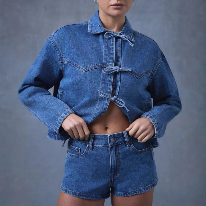 Women's short denim jacket with decorative knot closures, boxy silhouette and shirt collar Mune Fashion
