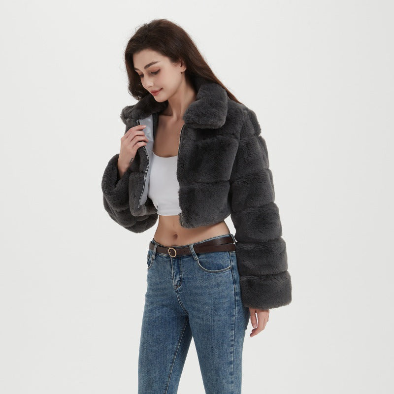 Women's Cropped Faux Fur Jacket with Horizontal Panel Structure and Zipper Mune Fashion