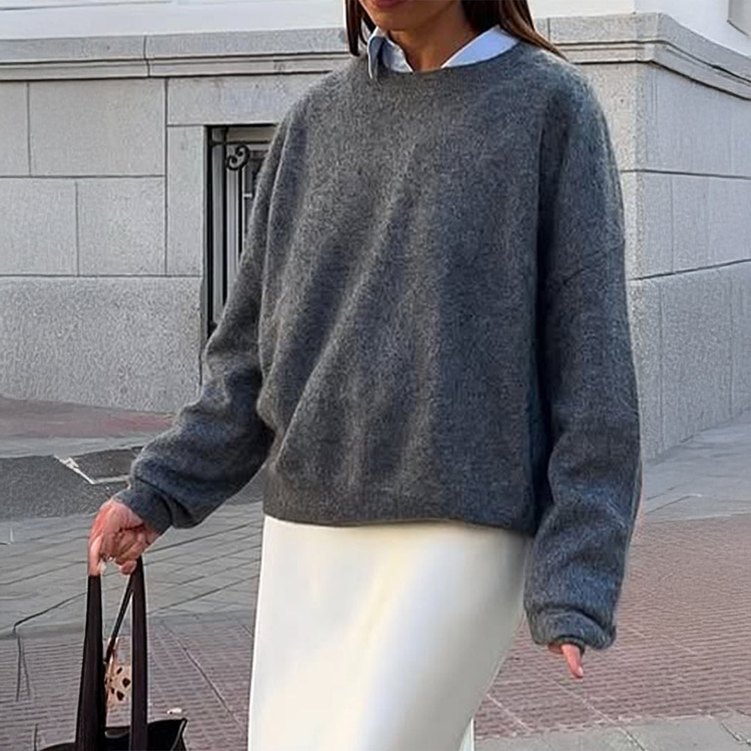 Women's cozy oversized knit pullover with round neckline and voluminous balloon sleeves Mune Fashion