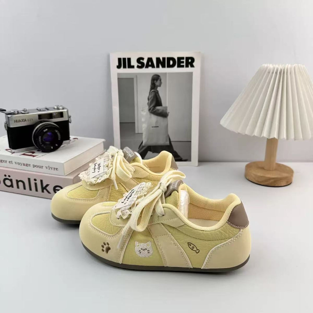 Women's sneakers with playful animal design and comfortable sole Mune Fashion