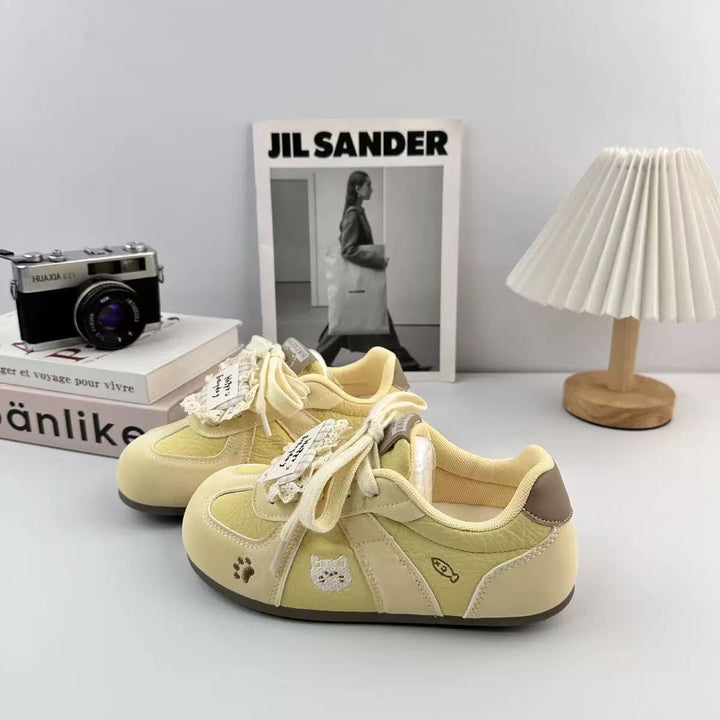Women's sneakers with playful animal design and comfortable sole Mune Fashion
