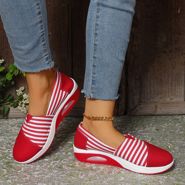 Women's Lightweight Slip-On Sneakers with Wedge Heel and Padded Comfort Sole Mune Fashion