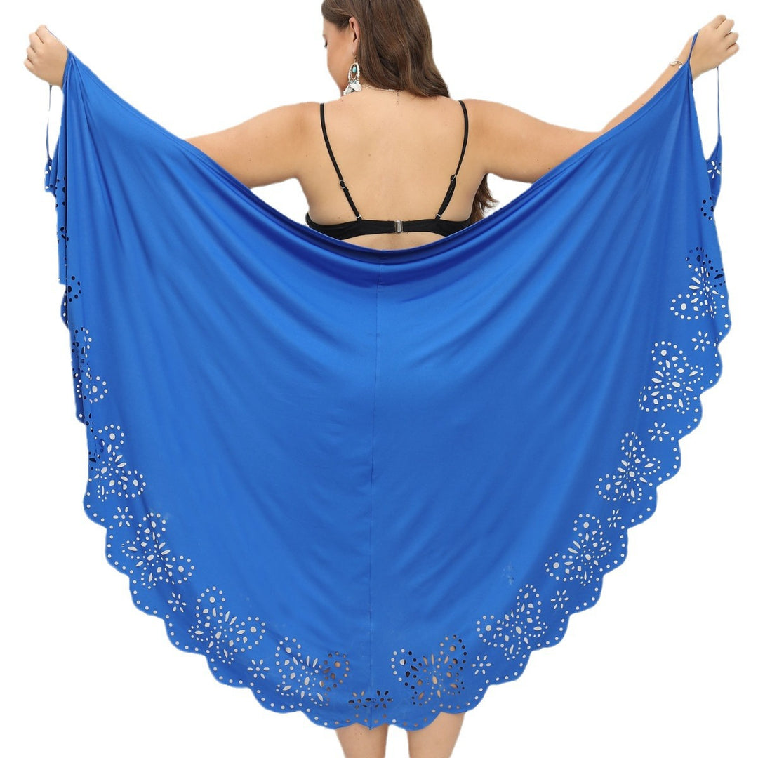 Women's chic beach cover-up with floral cut Mune Fashion