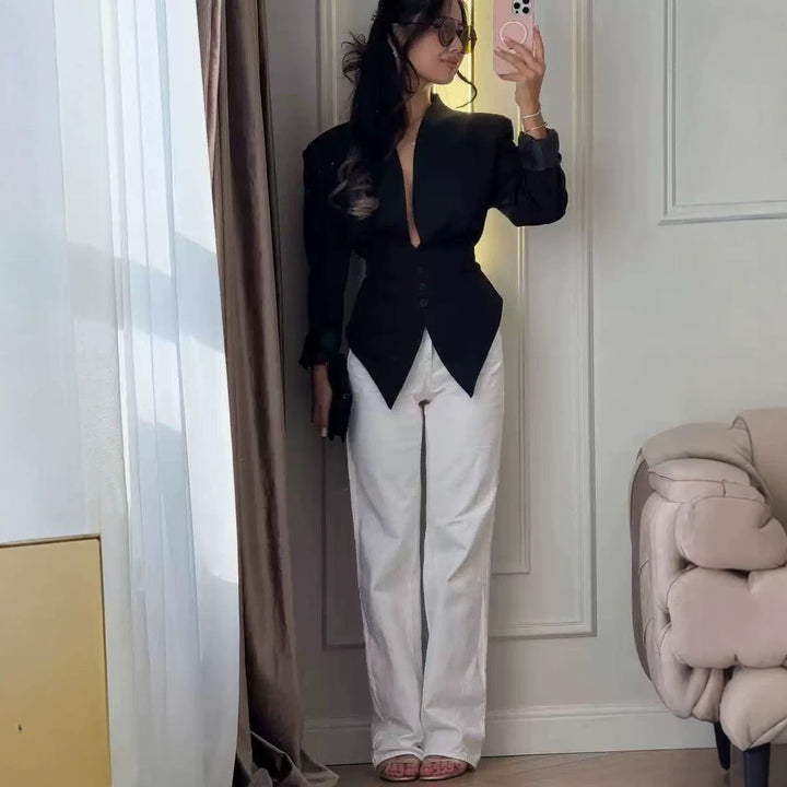 Women's tailored blazer with pointed peplum and deep V-neck Mune Fashion