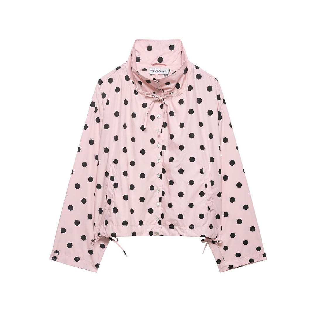 Women's short jacket in rain parka style with stand-up collar, drawstring and polka dot print Mune Fashion