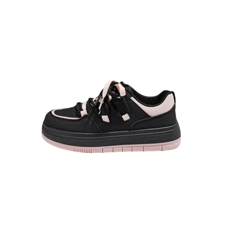 Women's platform sneaker in retro chunky look with two-tone EVA sole layering and padded comfort collar Mune Fashion