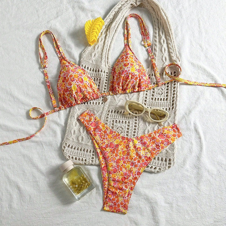 Women’s Triangle Bikini with flowing floral design Mune Fashion