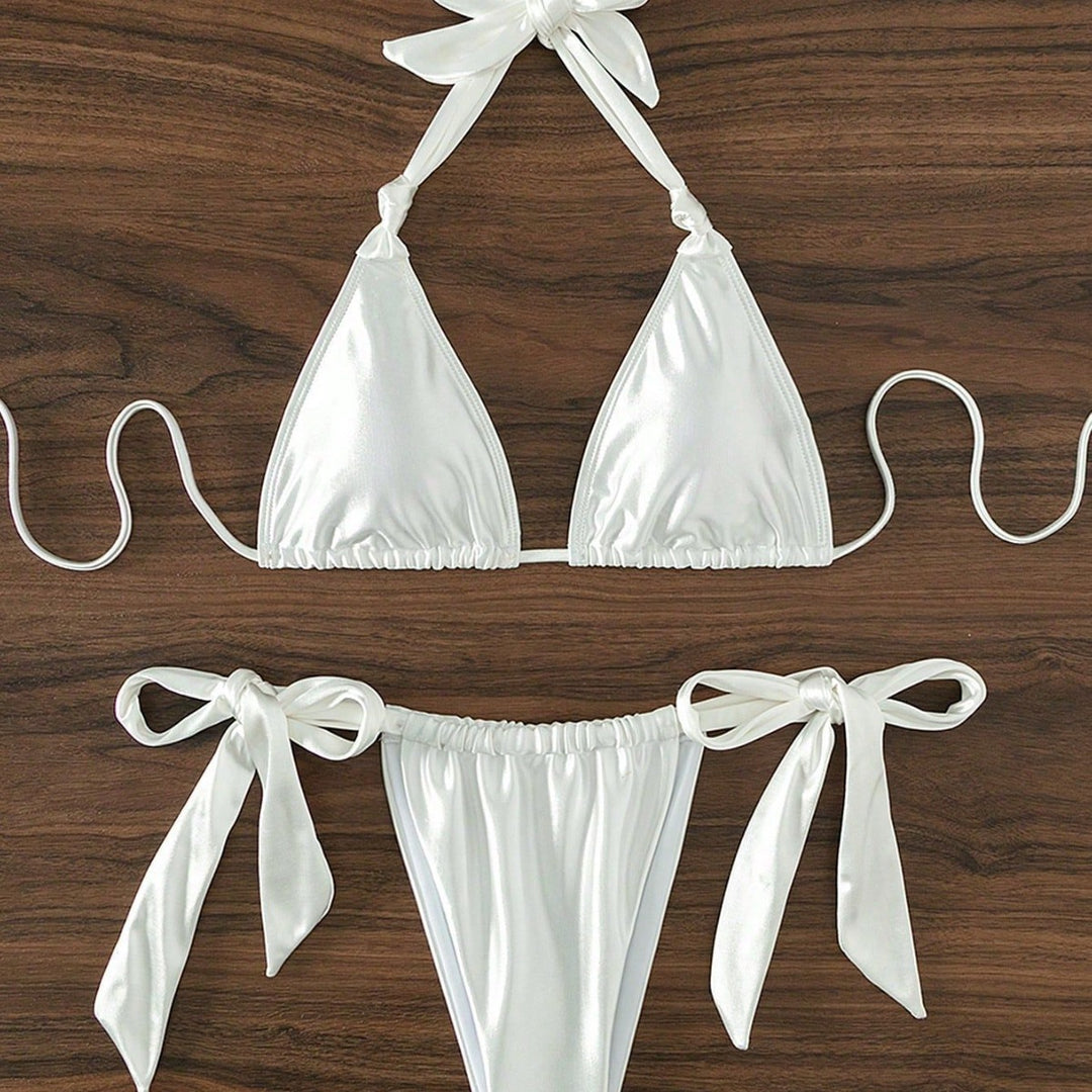 Women's Stylish Triangle Bikini with Bow Details Mune Fashion