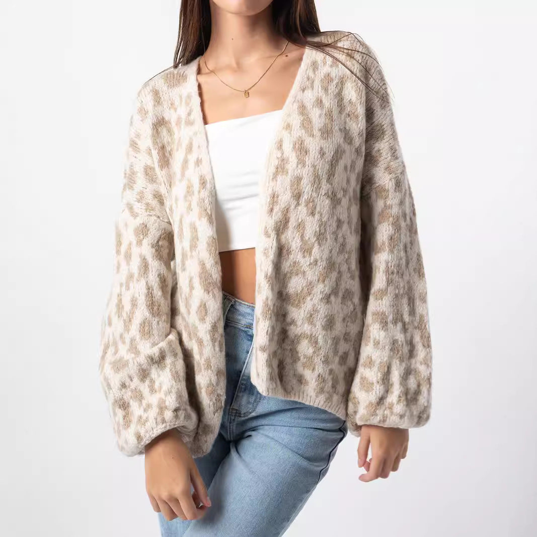 Ladies Chunky Knitted Cardigan with Stylish Leopard Pattern and Comfortable Oversized Details Mune