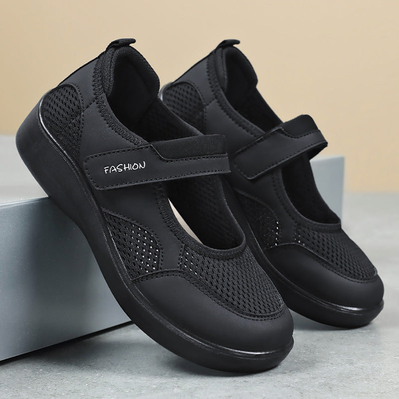 Women's lightweight knitted Mary Jane sneakers with Velcro closure, breathable knitted upper material and shock-absorbing EVA flex sole Mune Fashion