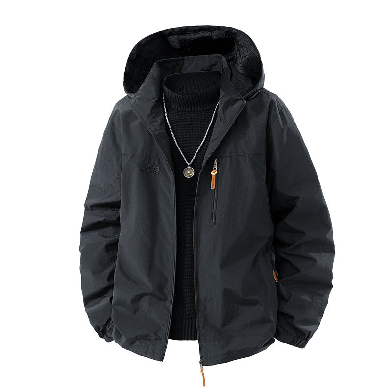 Men's outdoor jacket with hood and practical pockets Mune Fashion