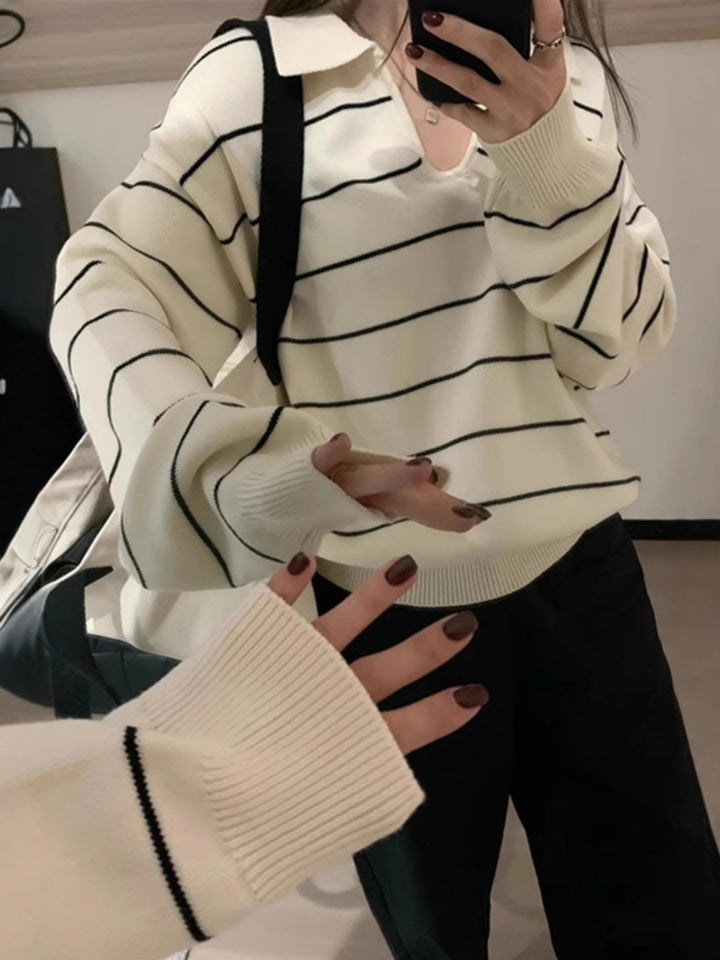 Women's Casual Oversized Knit Sweater with Polo Collar and Fine Striped Design Mune Fashion