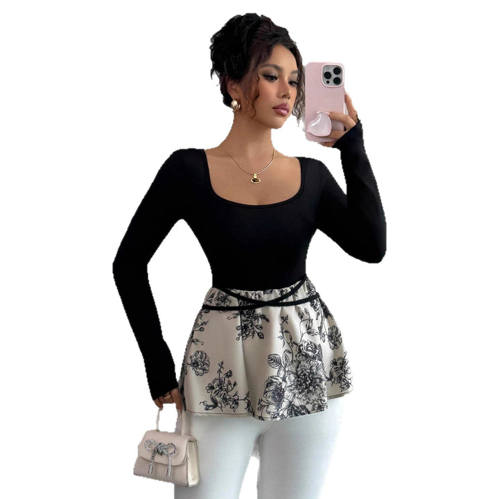 Women's shaping long-sleeve top with square neckline, seamless stretch, and extended hip area Mune Fashion