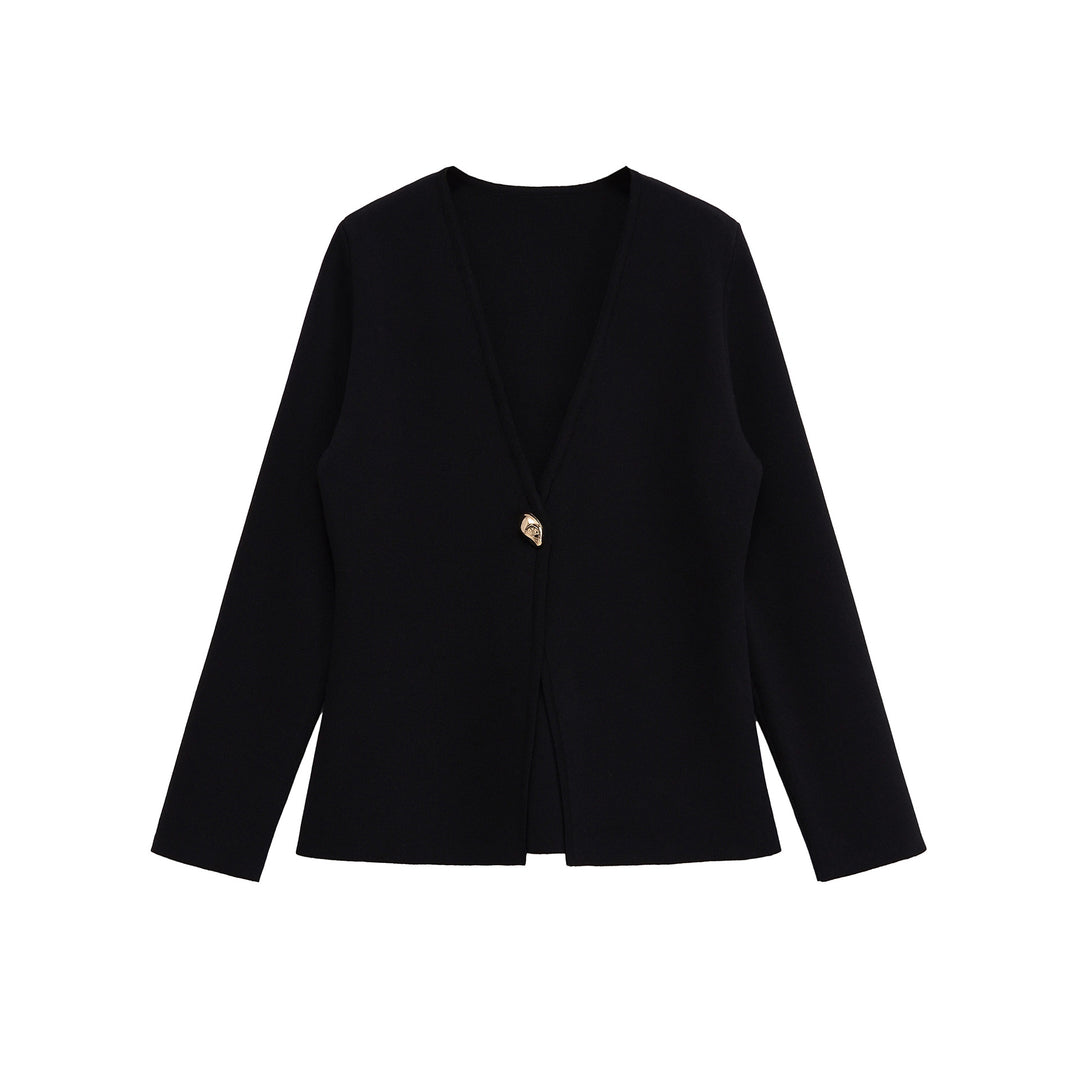 Ladies Fine V-Neck Cardigan with Decorative Button and Boxy Silhouette Mune Fashion