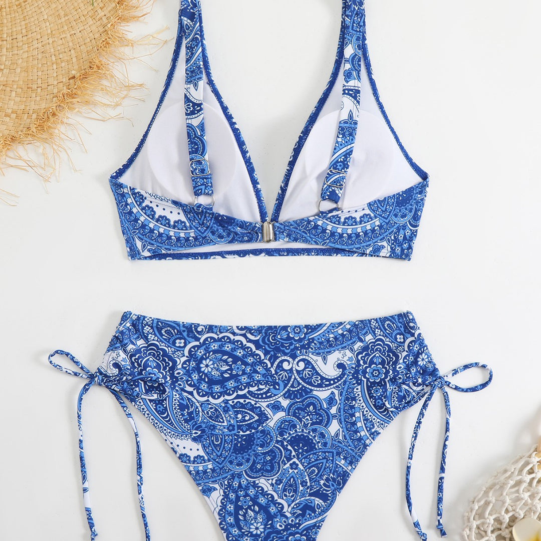 Women's Triangle Bikini with Playful Paisley Pattern Mune Fashion