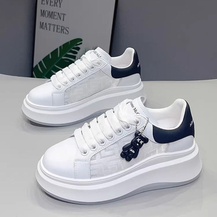 Women’s fashionable chunky sneakers with flexible cushioning sole and breathable platform construction Mune Fashion