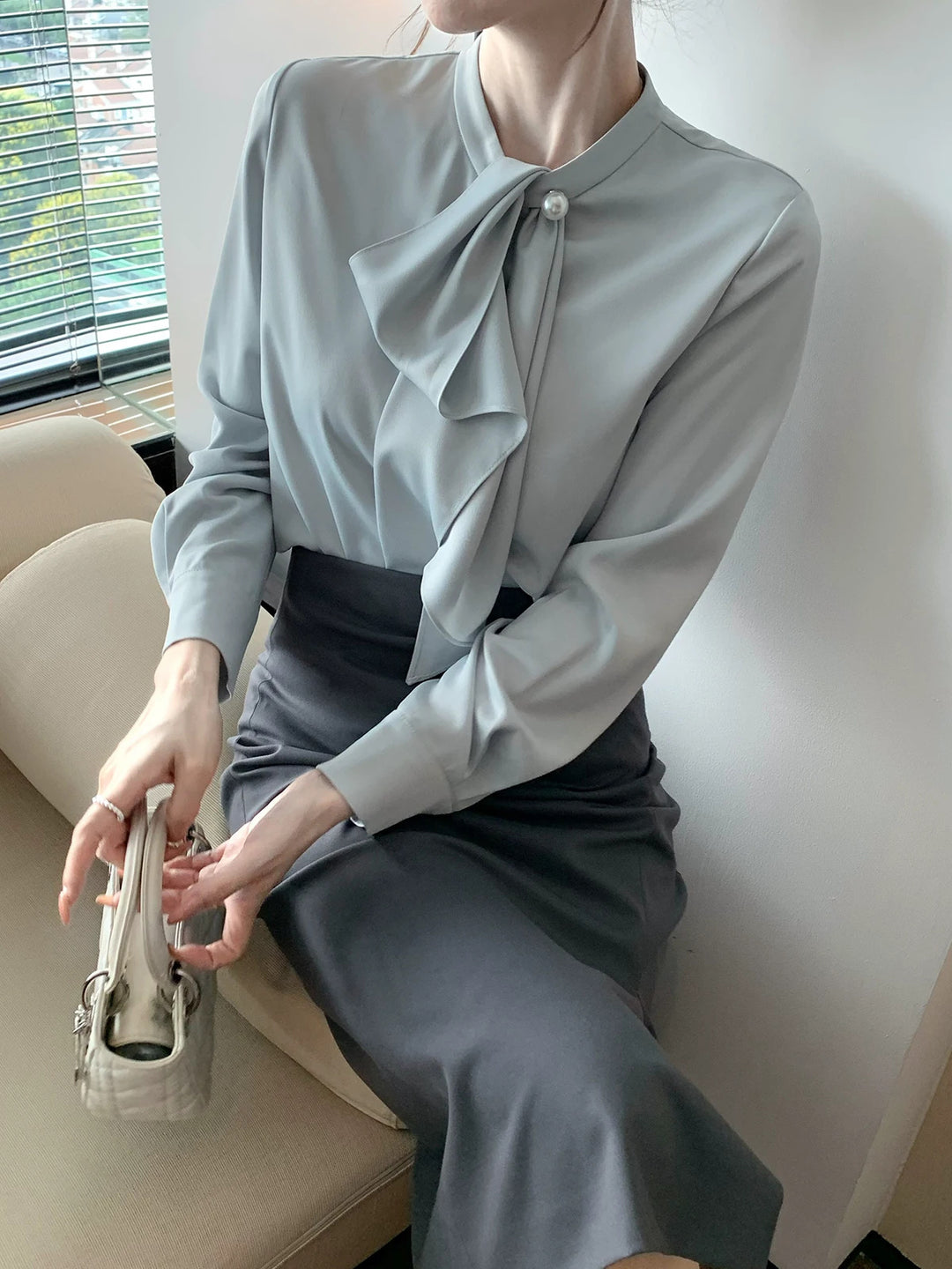 Women Elegant Blouse with Bow Detail Mune Fashion