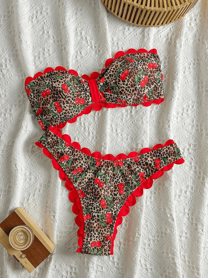 Women's Bandeau Bikini with Leopard Print and Ruffles Mune Fashion