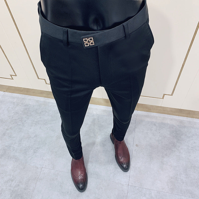 Men's slim suit trousers with crease, slim fit and discreet metal clasp Mune Fashion