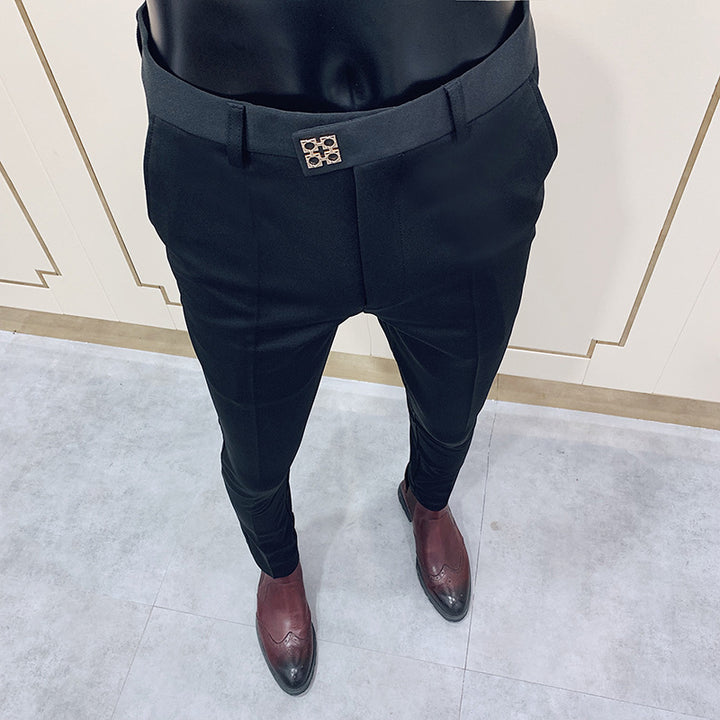 Men's slim suit trousers with crease, slim fit and discreet metal clasp Mune Fashion