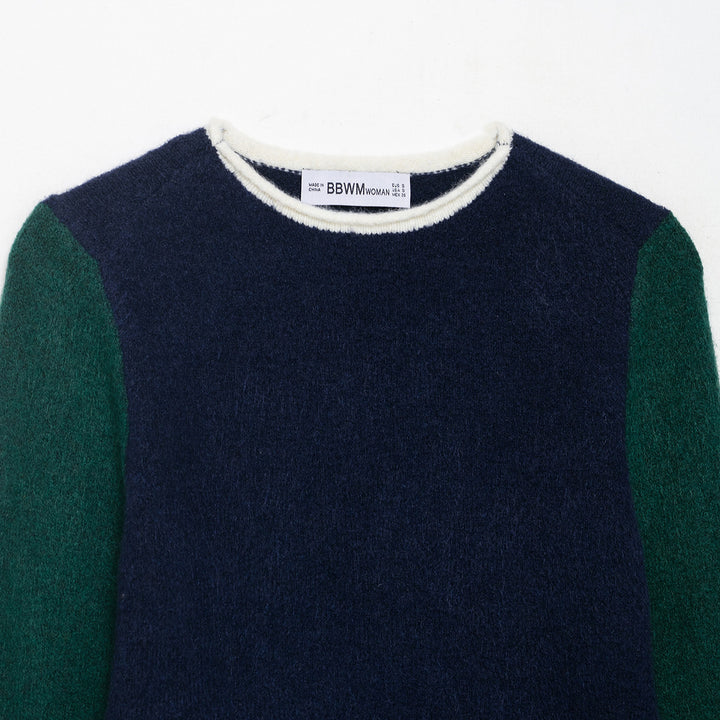 Women's Cozy Color Block Sweater with Round Neckline and Contrast Sleeves Mune Fashion