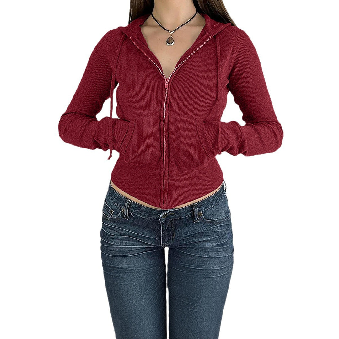 Women’s narrow cut fine knit hoodie jacket with metal zipper, kangaroo pockets and thumb hole cuffs Mune Fashion