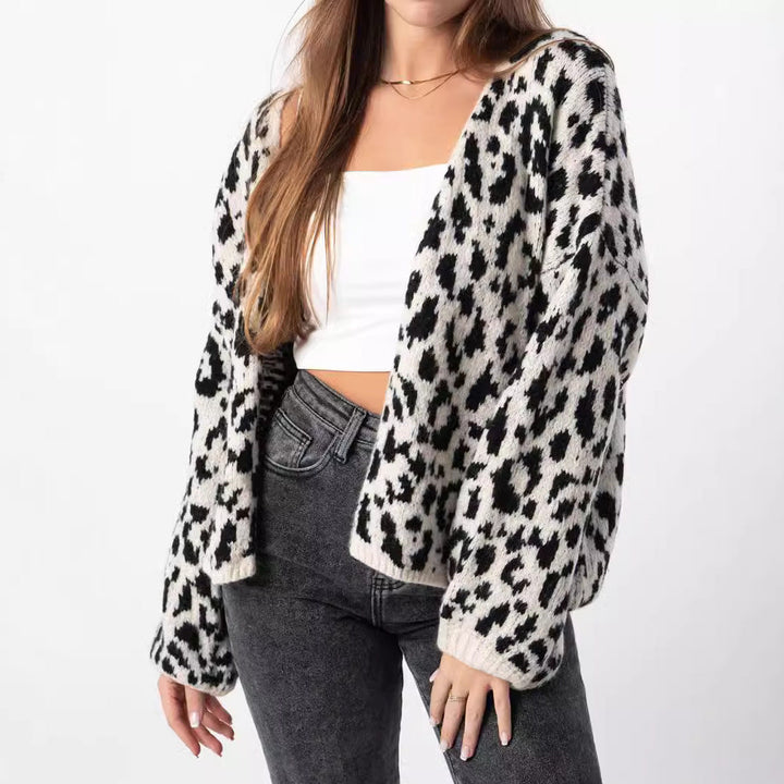 Ladies Chunky Knitted Cardigan with Stylish Leopard Pattern and Comfortable Oversized Details Mune
