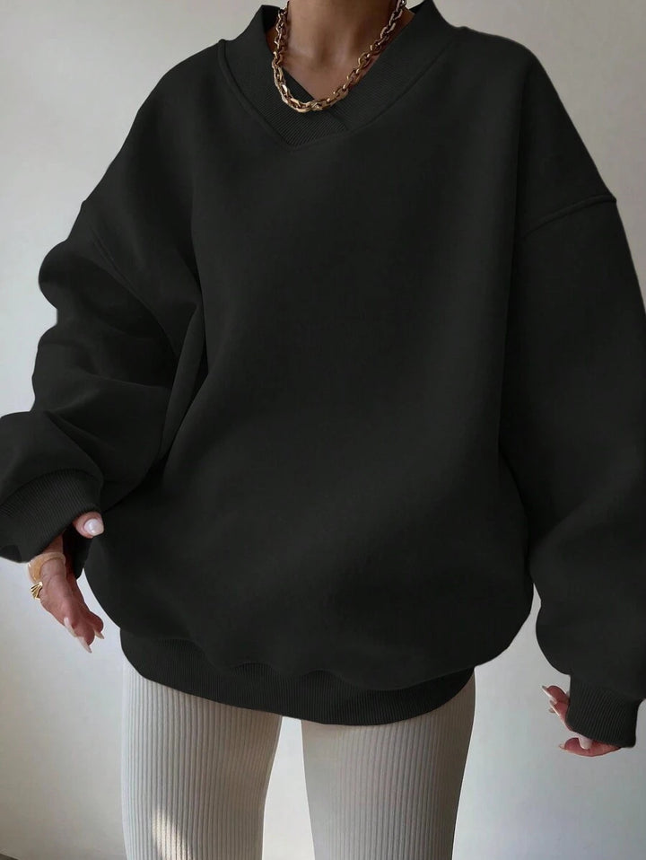 Women's Oversized V-Neck Sweatshirt with Reinforced Ribbed Collar and Extra Wide Cut Mune Fashion