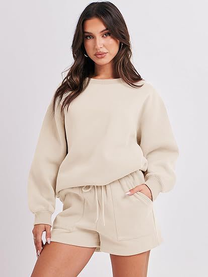 Women's Casual Sweat Set with Oversized Sweatshirt and High-Waisted Shorts Mune Fashion