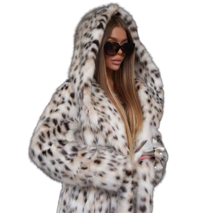 Ladies Hooded Faux Fur Coat in Oversized Silhouette with Leopard Print Mune Fashion