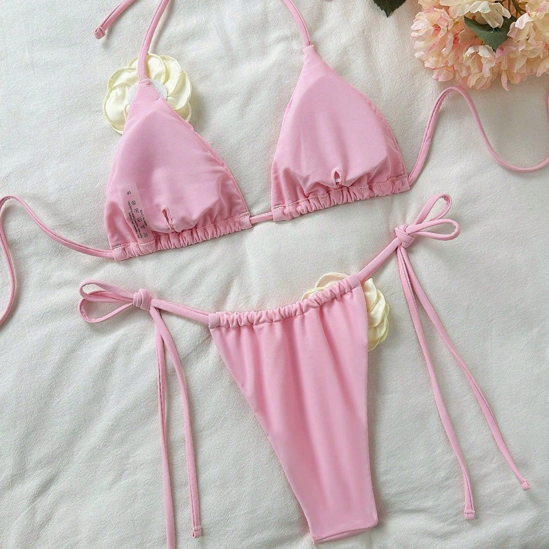 Women's Triangle Bikini with Floral Detail Mune Fashion