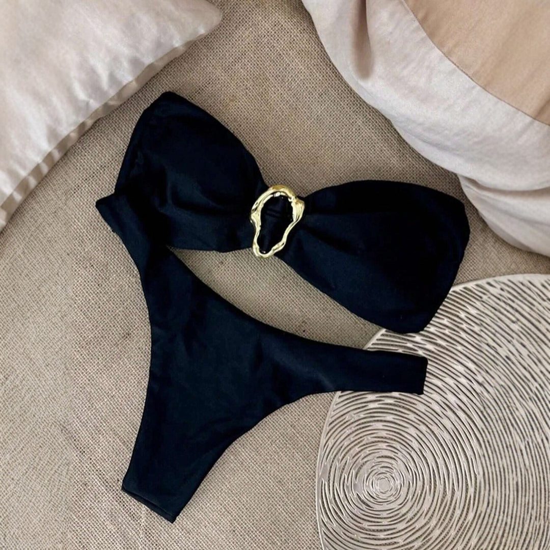 Women's bikini set with elegant bandeau top and stylish bottom Mune Fashion