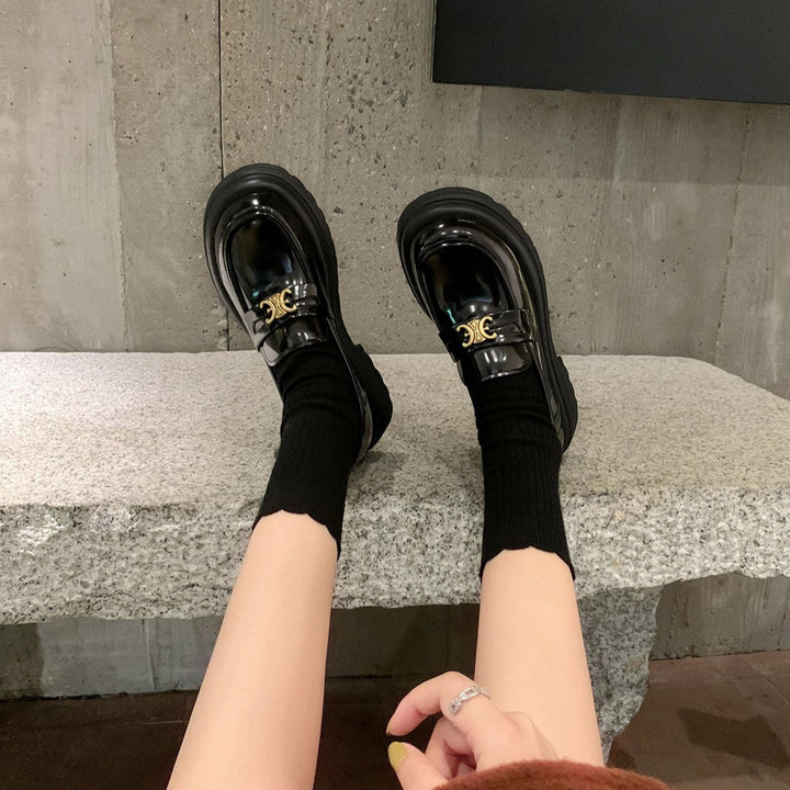 Ladies' Plateau Loafer in Retro Shine with Distinctive Decorative Strap Mune Fashion